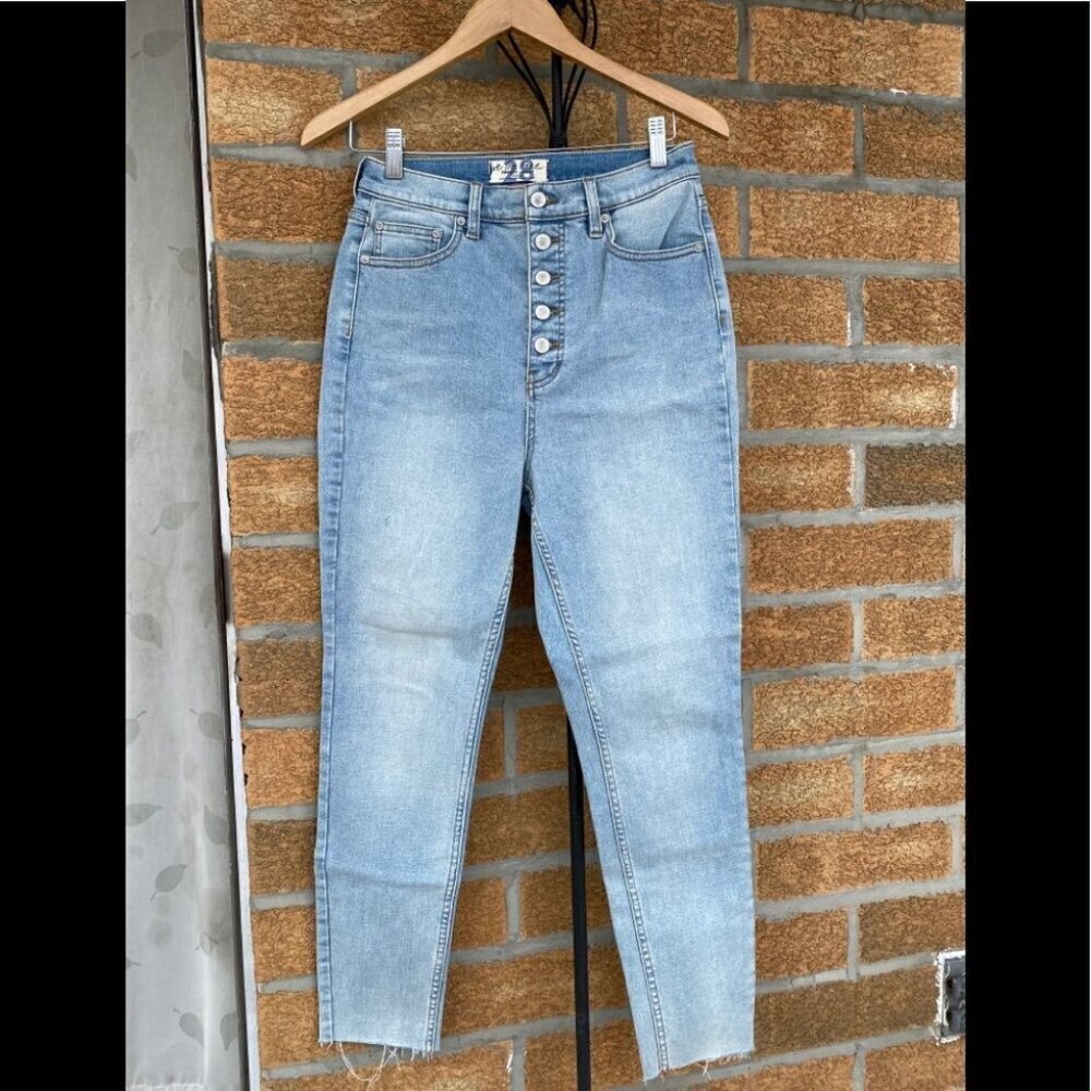 We the free high rise jeans size 28 curvy